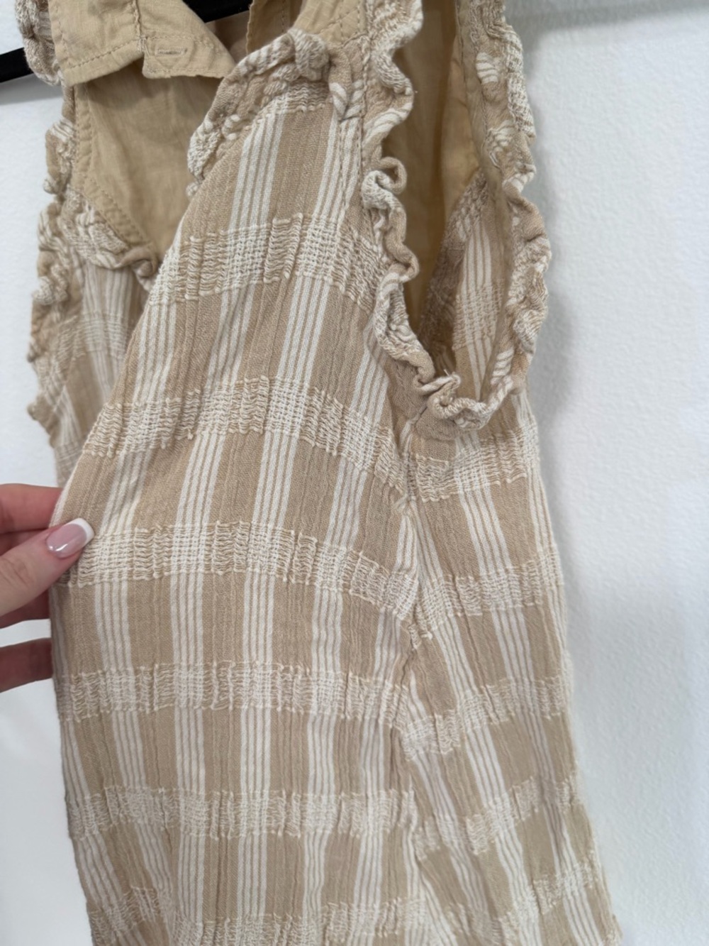 Anthropologie Ruffle Sleeveless Boho Blouse Neutral Romantic Top Size S - Picture 6 of 7